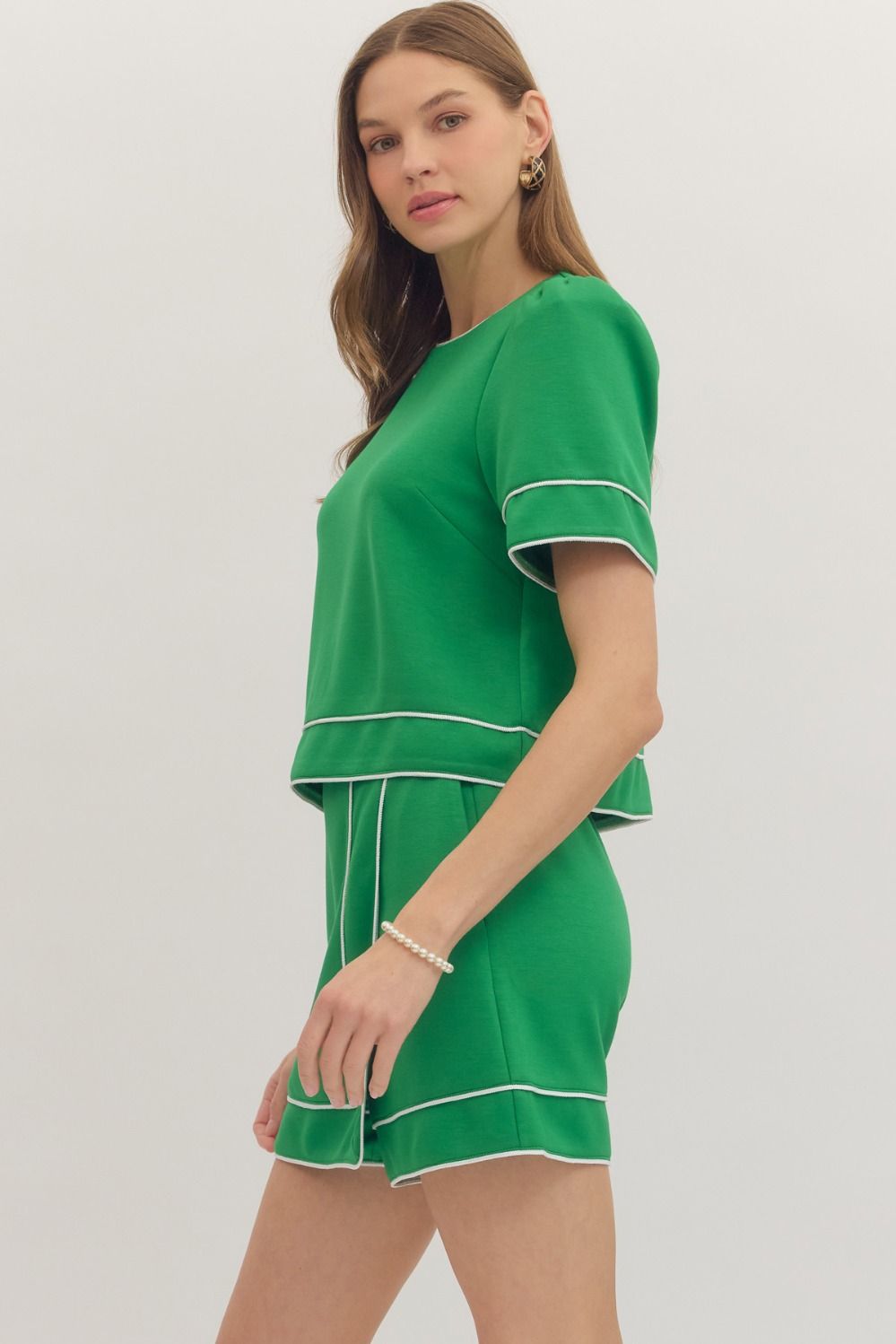 The Emerald Chic Set